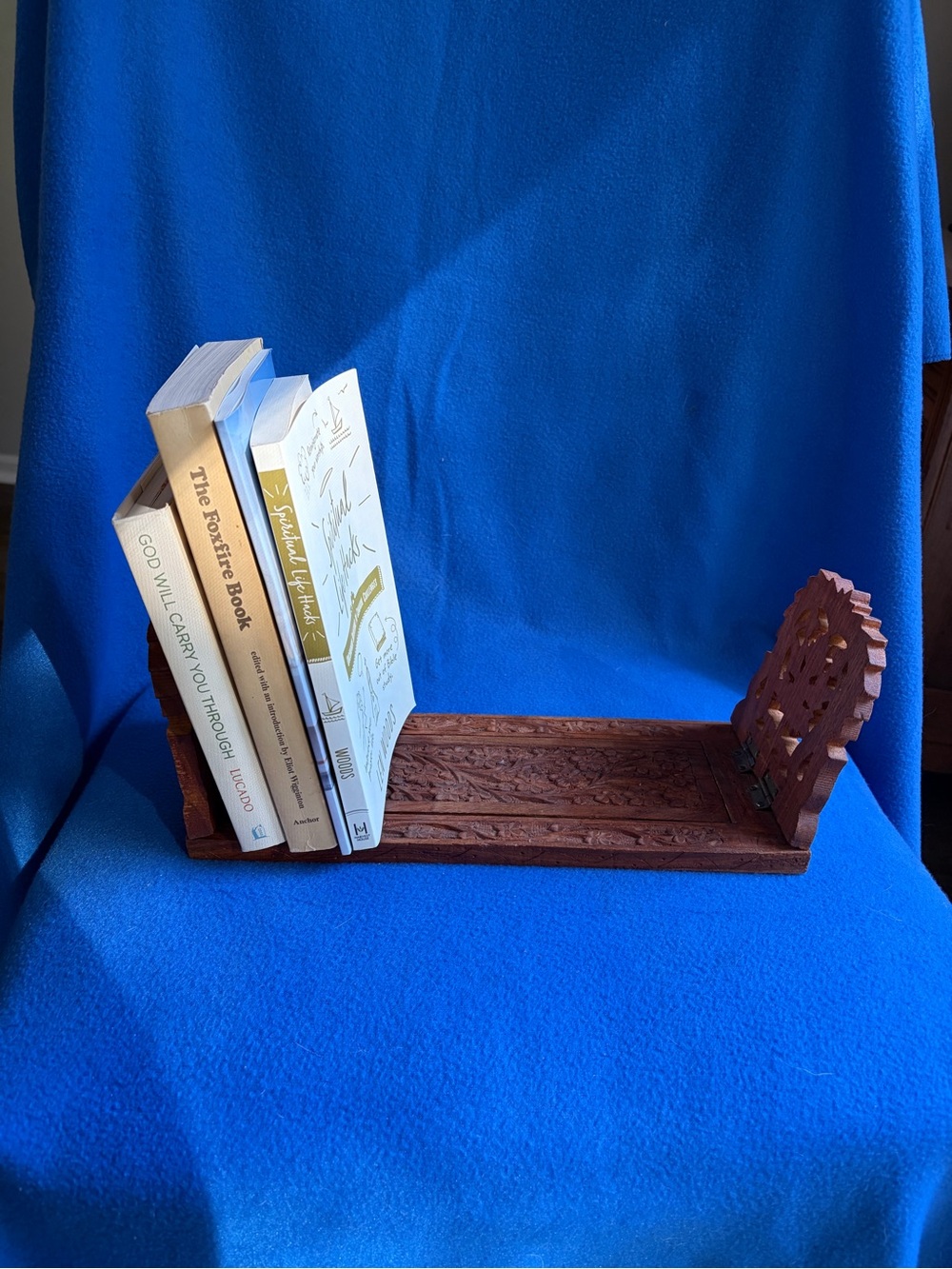 Vintage Handcrafted Wooden Expandable Book Rack. Made in India.